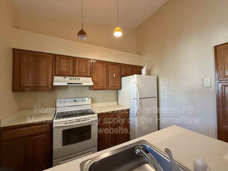 12904 Grays Pointe Rd #4C - Photo 2 of 10