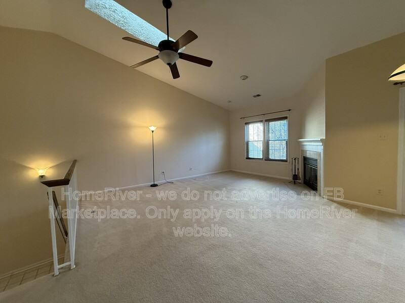 12904 Grays Pointe Rd #4C - Photo 4 of 10