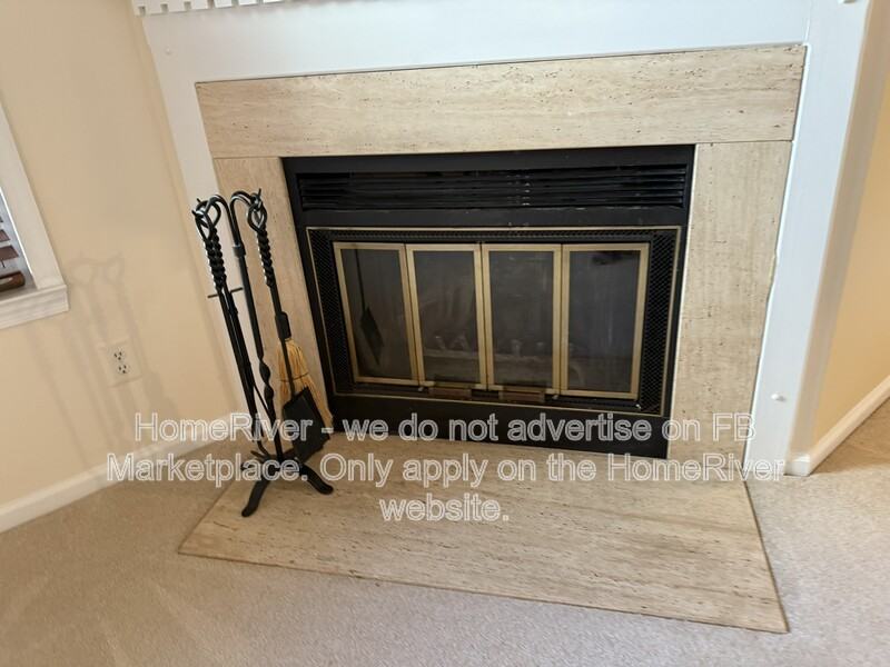 12904 Grays Pointe Rd #4C - Photo 5 of 10