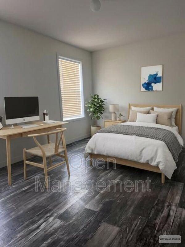 511 E 1st St - Photo 3 of 9