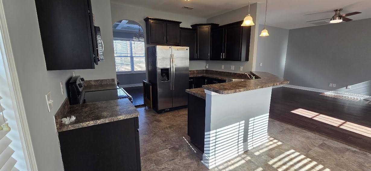 99 Reece Dr - Photo 2 of 25