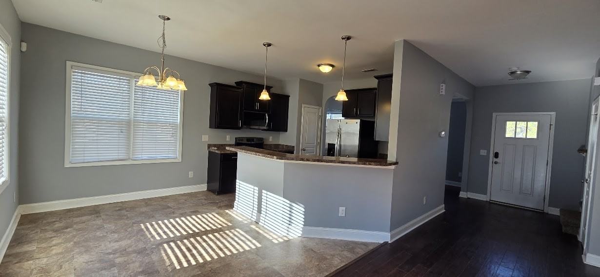 99 Reece Dr - Photo 3 of 25