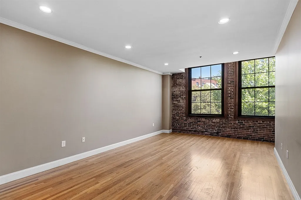 1241-1251 Adams St - Photo 3 of 21