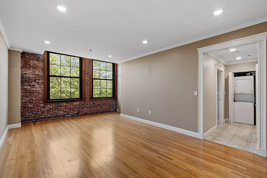 1241-1251 Adams St - Photo 5 of 21