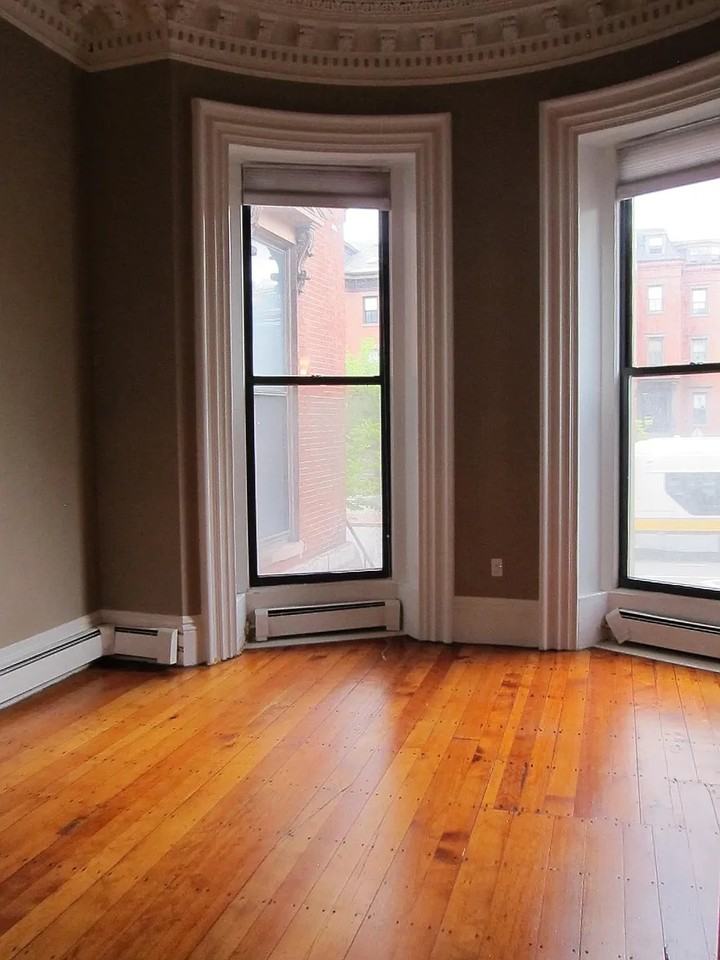 530 Massachusetts Ave - Photo 6 of 12