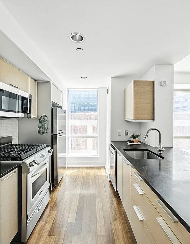 350 W 42nd St #6K - Photo 3 of 13