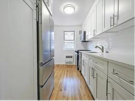 6692 Selfridge St #6I - Photo 1 of 1