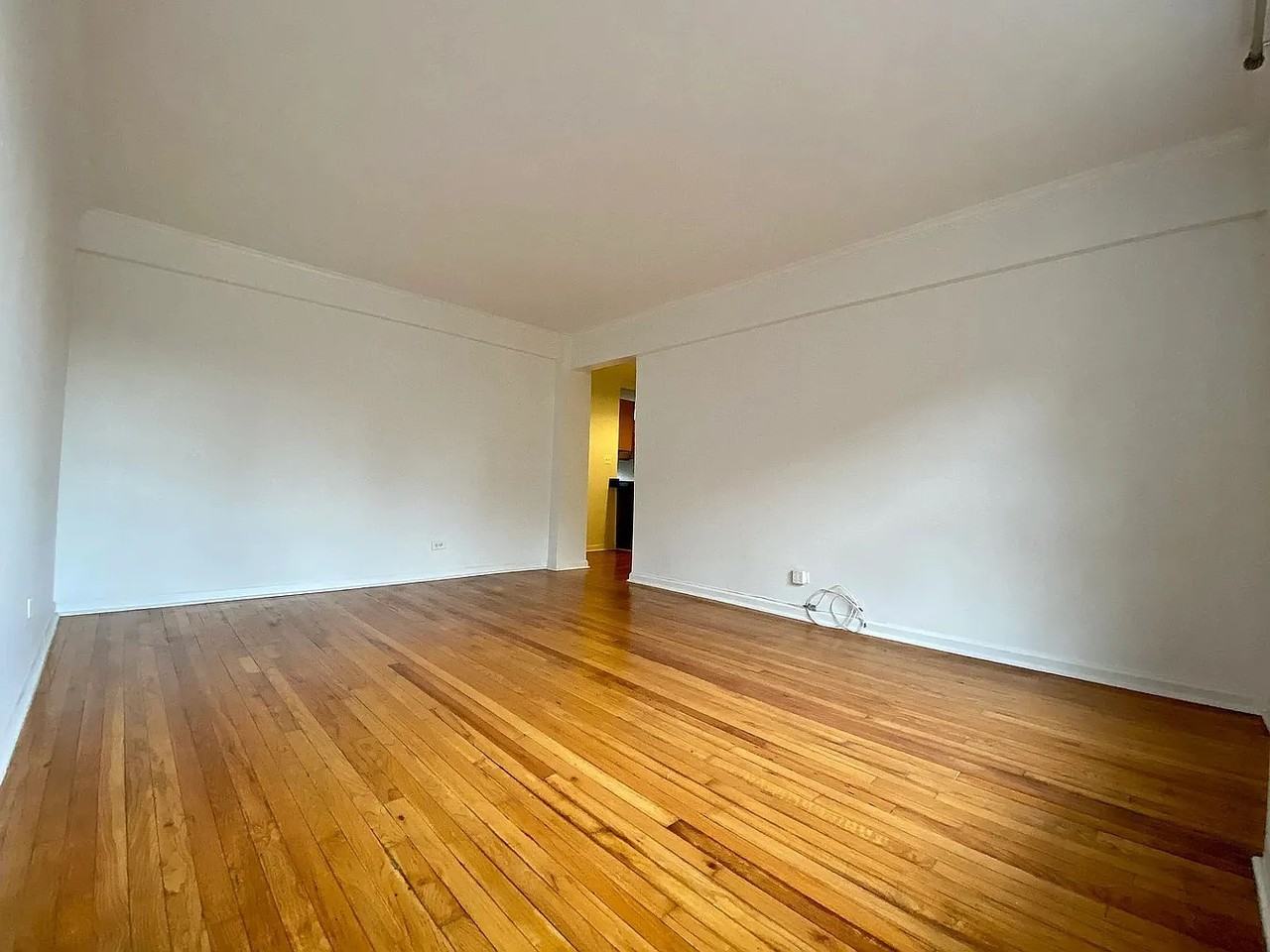 295 Bennett Ave #6E - Photo 2 of 5