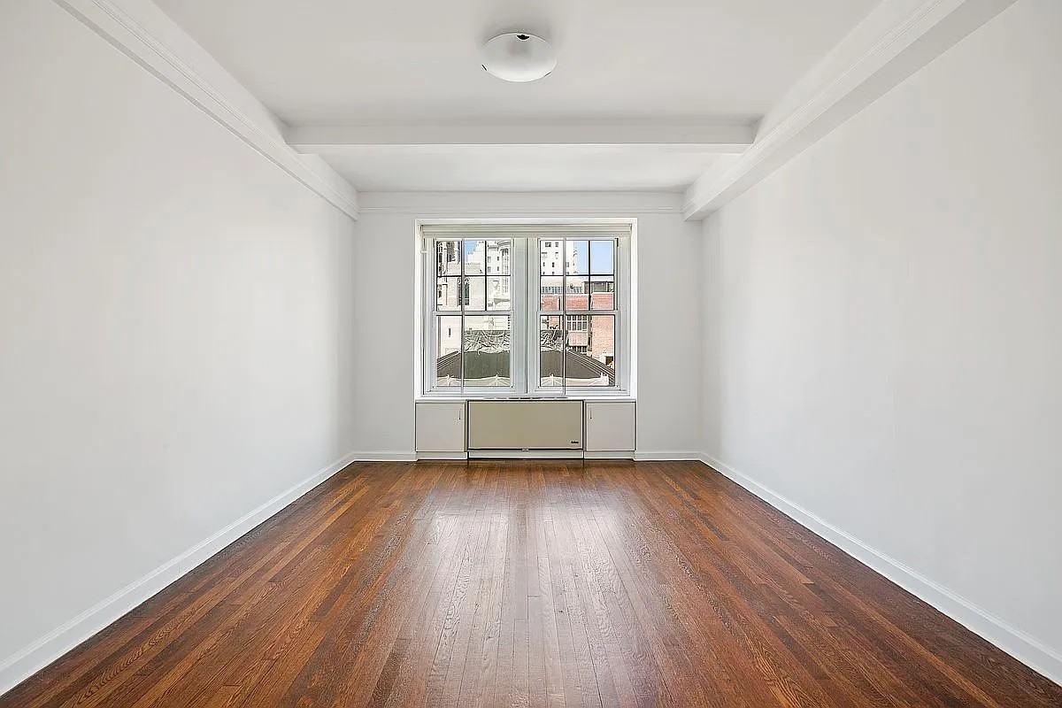 575 Park Ave #603 - Photo 2 of 5