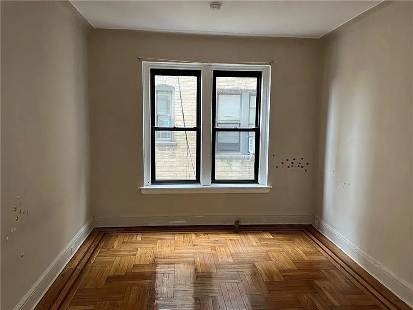 1802 Ocean Pkwy #E14 - Photo 2 of 9