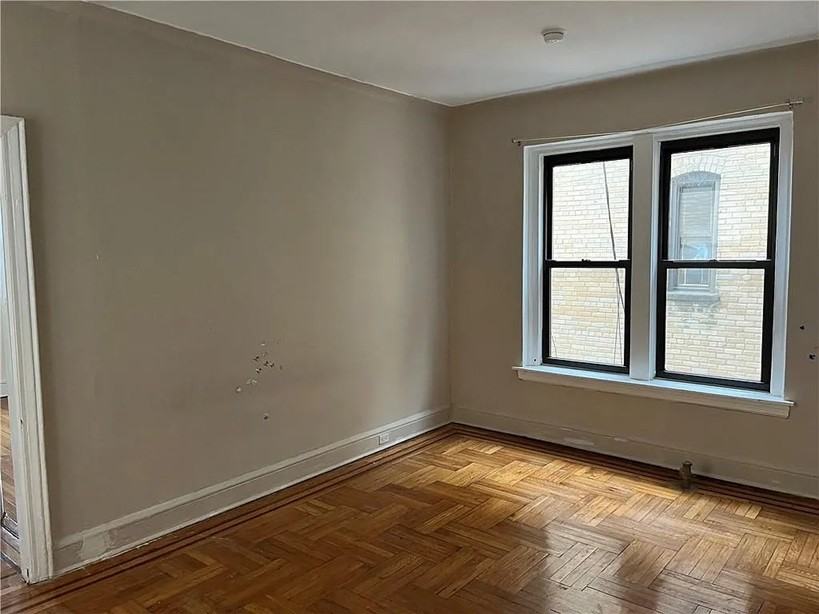 1802 Ocean Pkwy #E14 - Photo 4 of 9