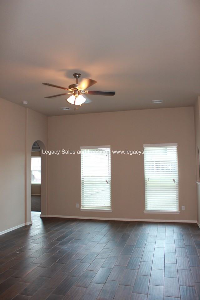 17512 E 45th Pl - Photo 5 of 15