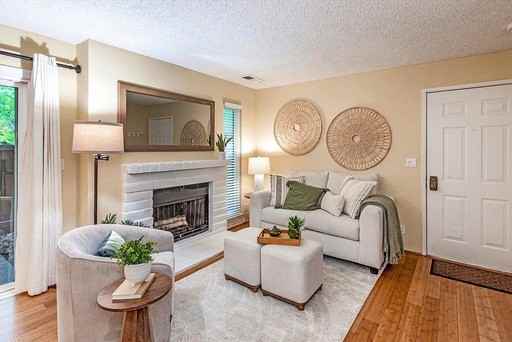 3200 La Terrace Cir - Photo 4 of 21