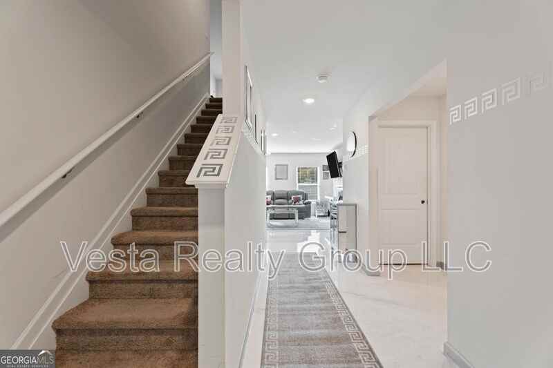 321 Kirts Rdg - Photo 7 of 50