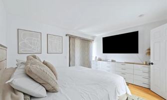 featured image of 1554 Border Ave