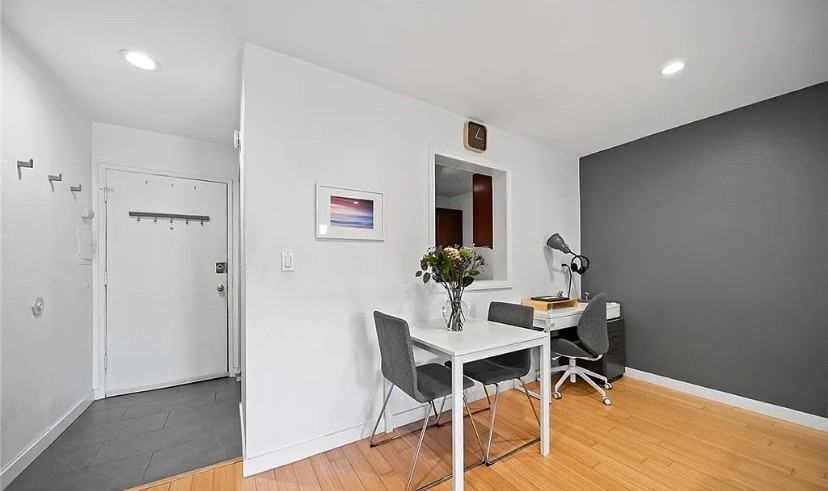 1222 N Olive Dr - Photo 5 of 18