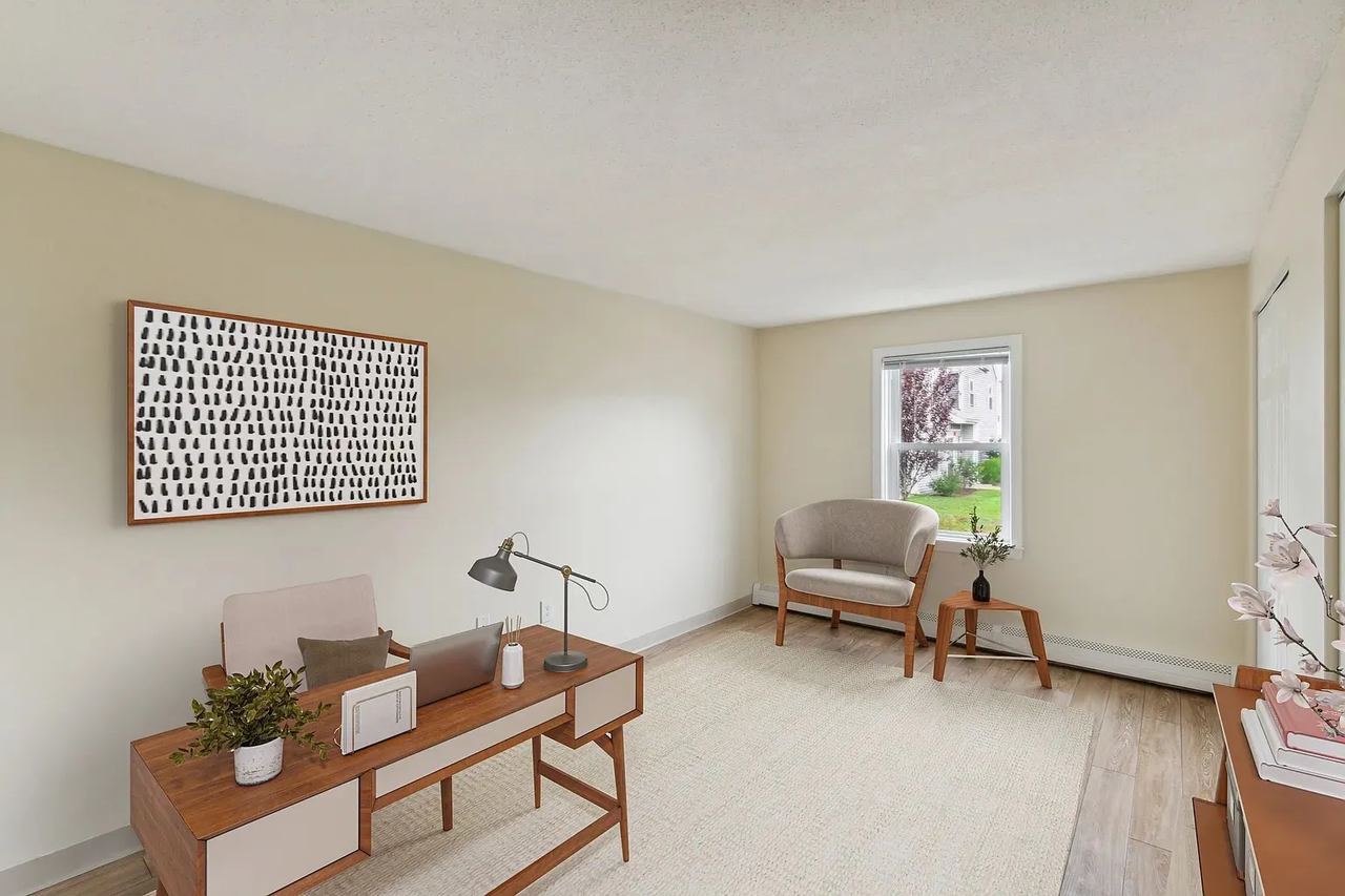 735 Randolph St - Photo 6 of 9