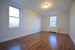 featured image of 1540 Pelham Pkwy S