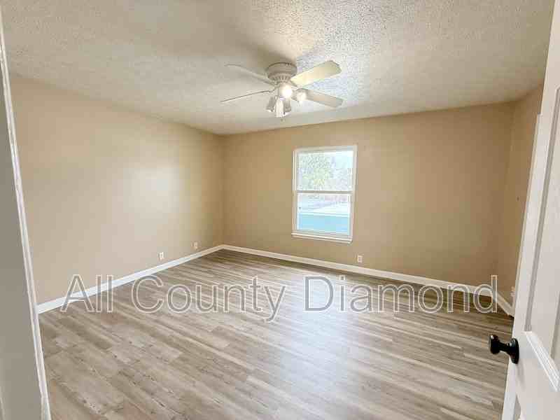 1301 Beck Ave #64 - Photo 7 of 8