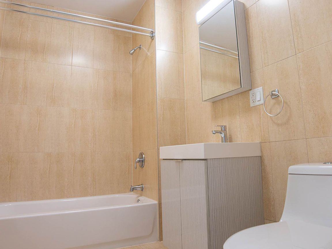 216 Fulton St - Photo 3 of 4