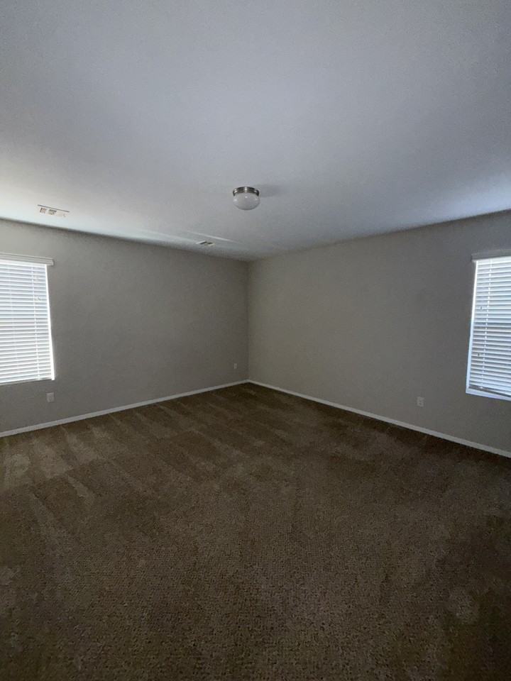 7525 Lipizzan Rd - Photo 2 of 14