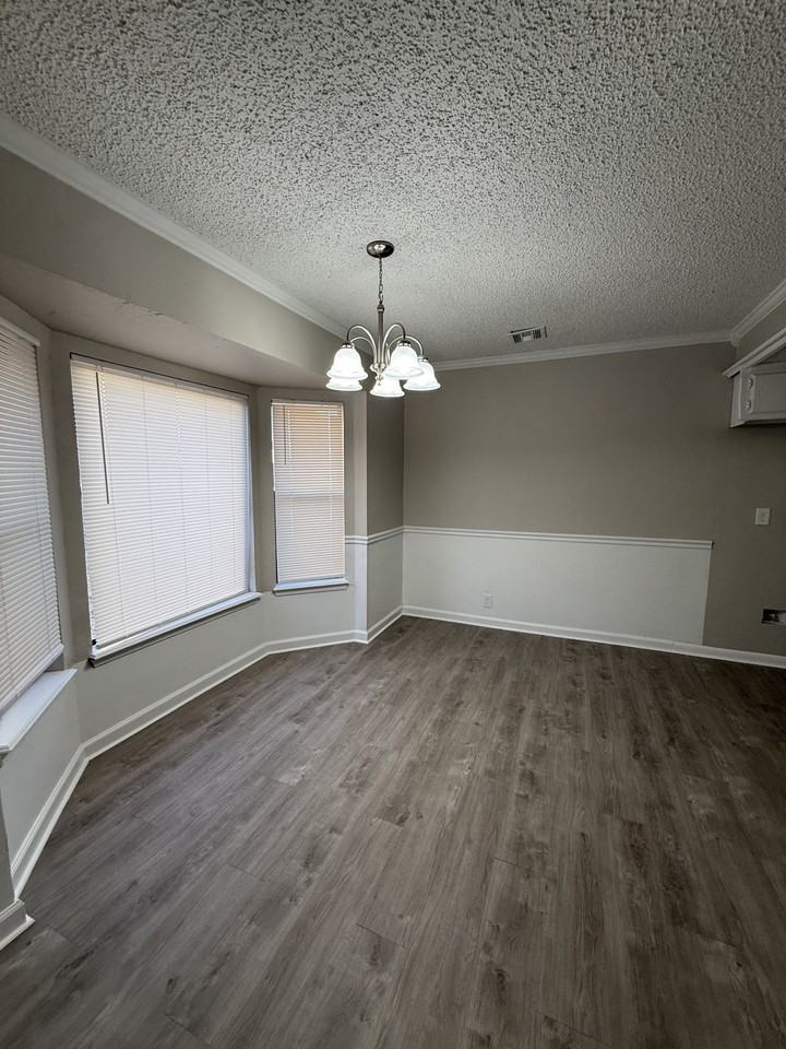 1011 Taurus Dr - Photo 5 of 16