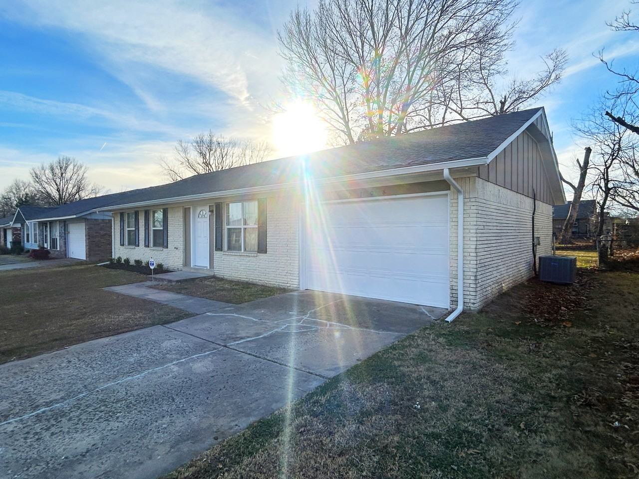 2708 S 136th East Ave - Photo 2 of 14