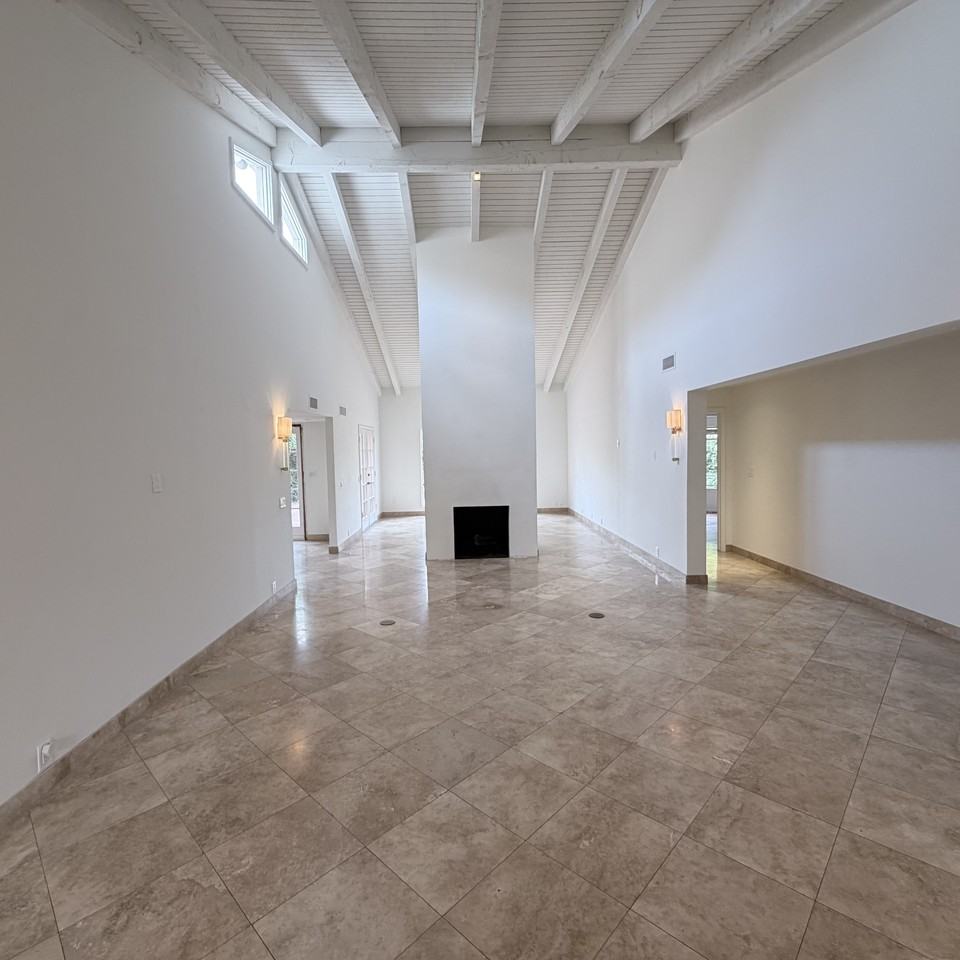 7500 E Mccormick Pkwy - Photo 7 of 38