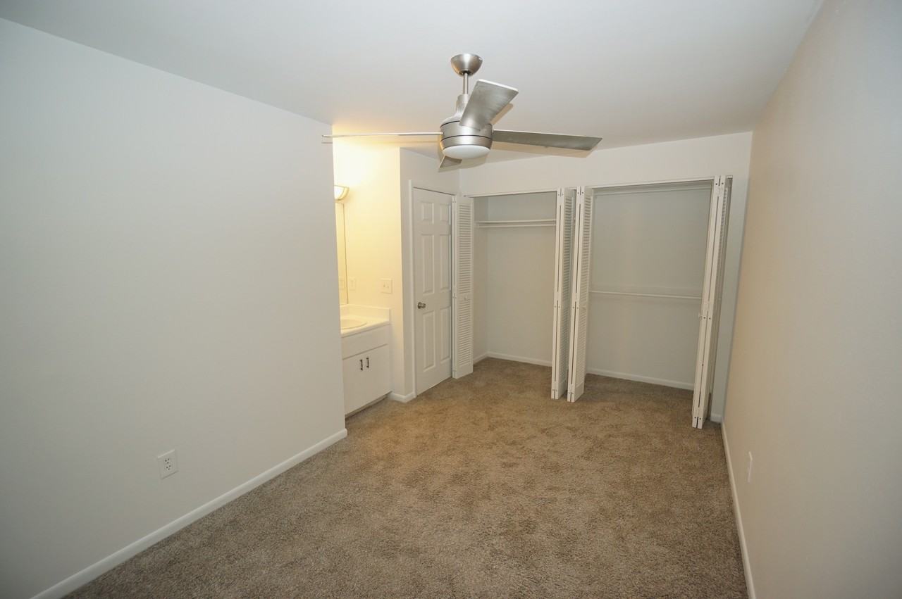 305 S Westland Ave #C - Photo 4 of 12