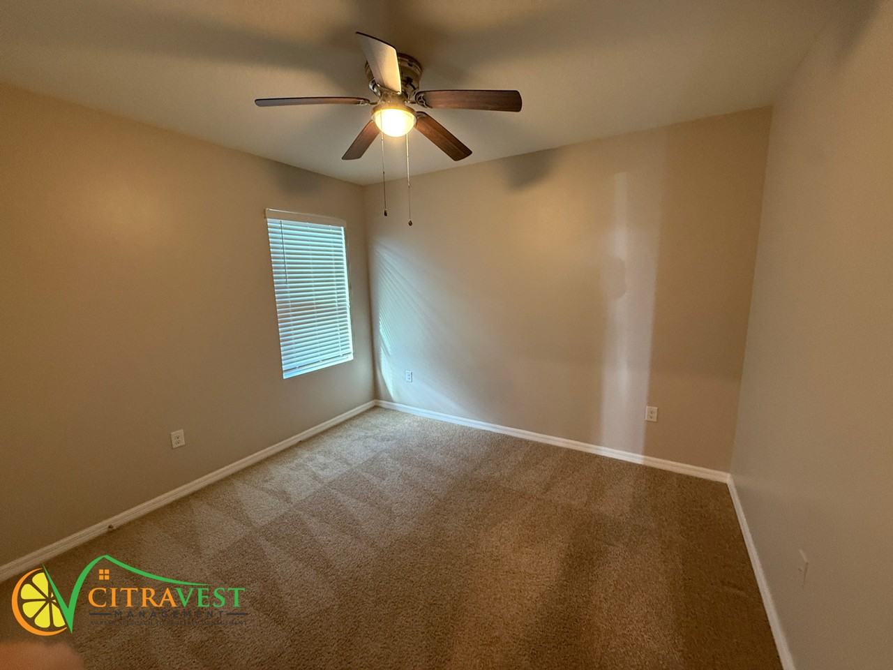 1360 Coventry Ct - Photo 7 of 12