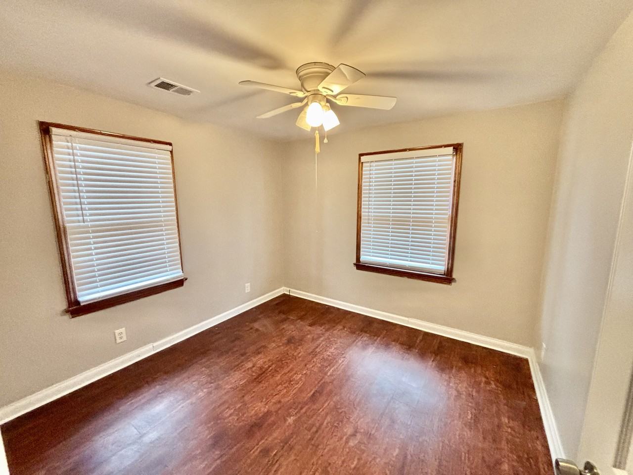 8205 Kerry Rd - Photo 6 of 10