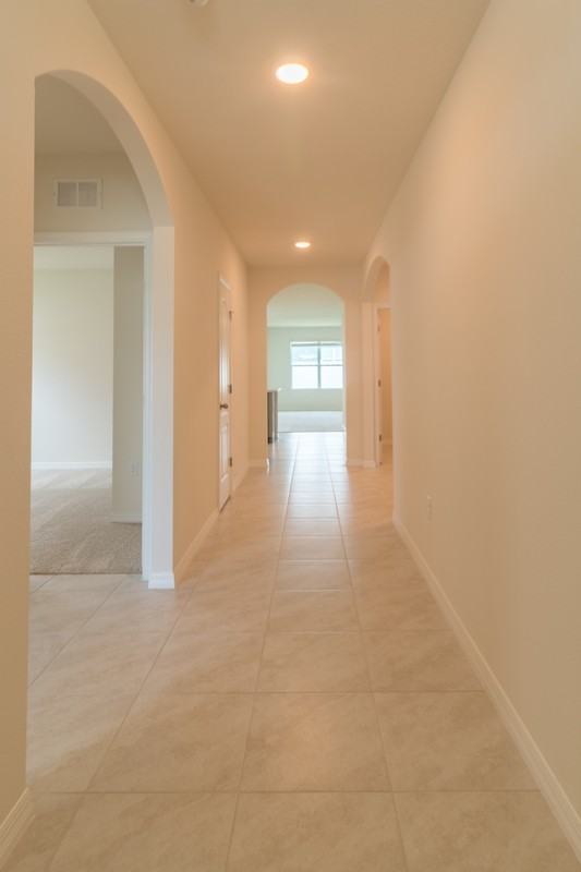 462 St Georges Cir - Photo 2 of 17