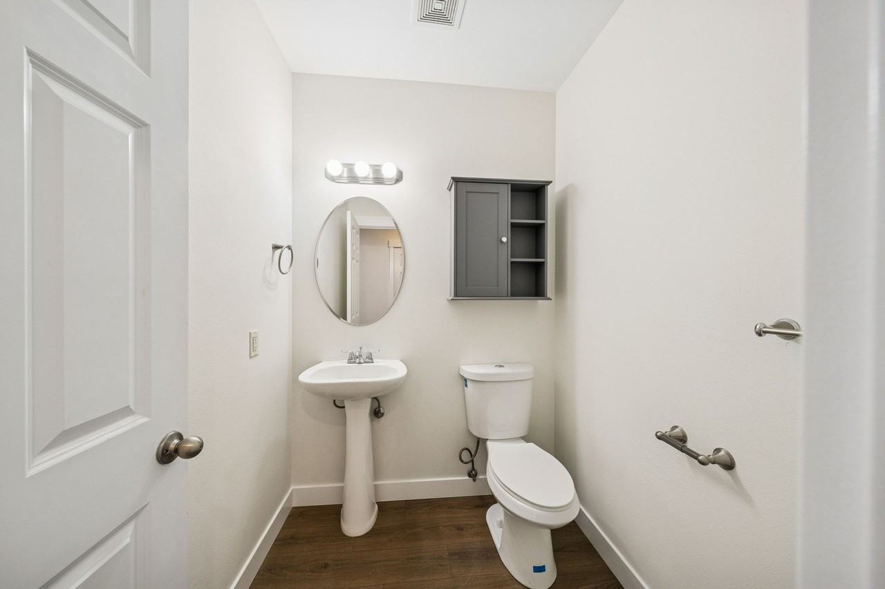 13106 89th Ave E - Photo 5 of 15