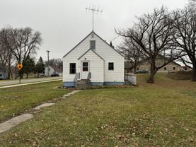 424 1st St Se - Photo 1 of 1