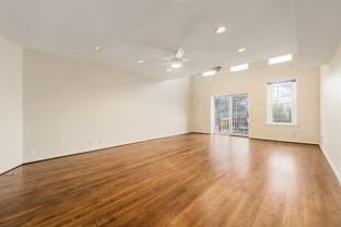 127 11th St Ne #C - Photo 1 of 1