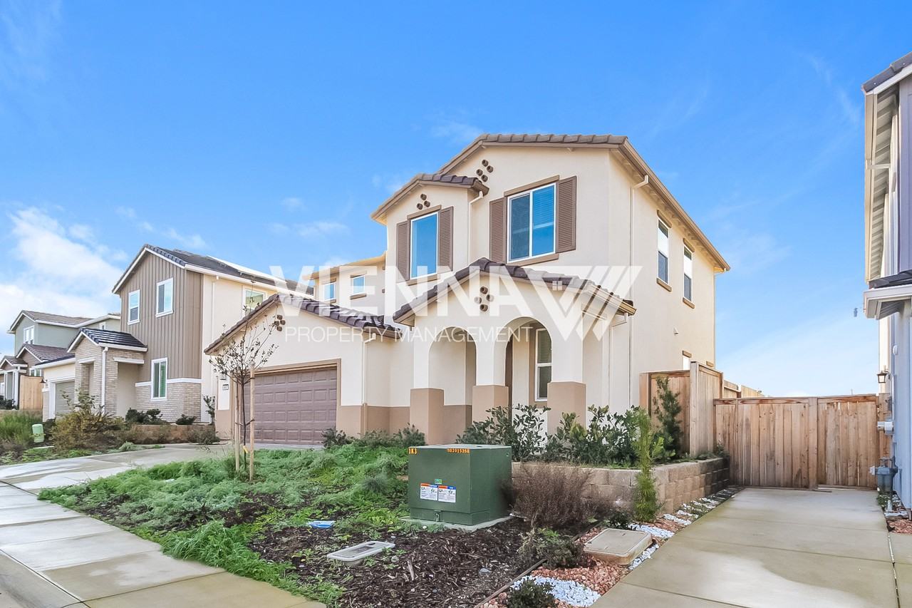 4657 Snapdragon Way - Photo 2 of 20