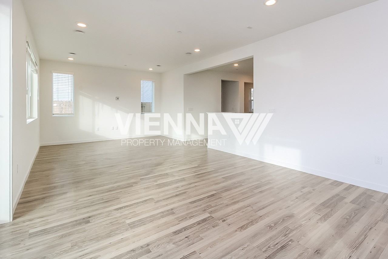 4657 Snapdragon Way - Photo 3 of 20