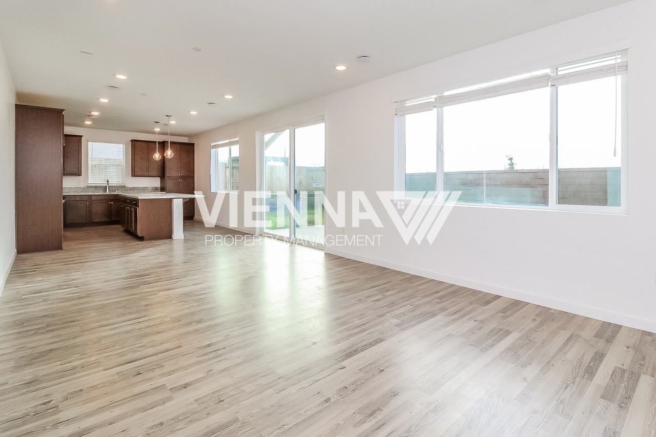 4657 Snapdragon Way - Photo 4 of 20