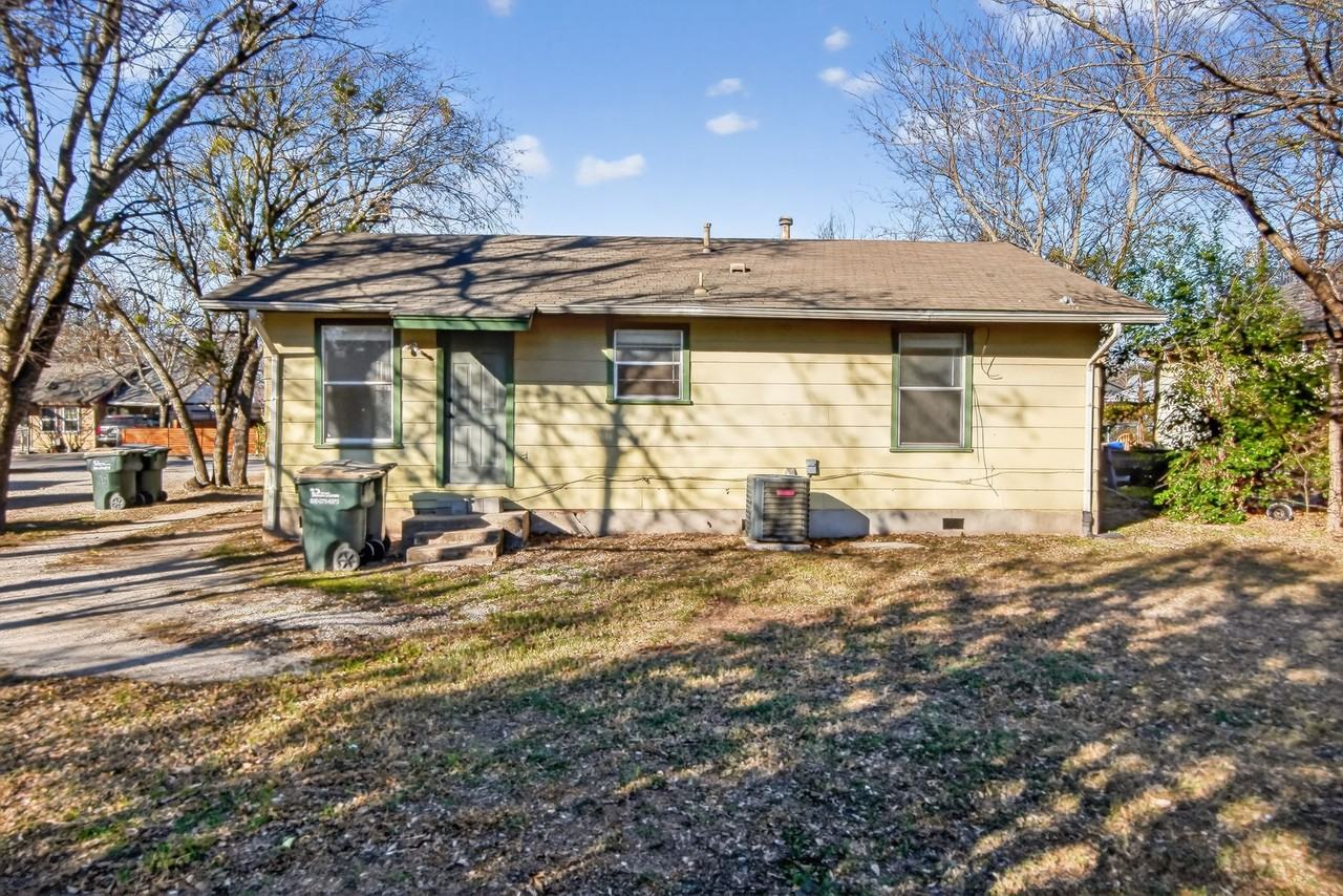 1505 Timber St - Photo 3 of 23