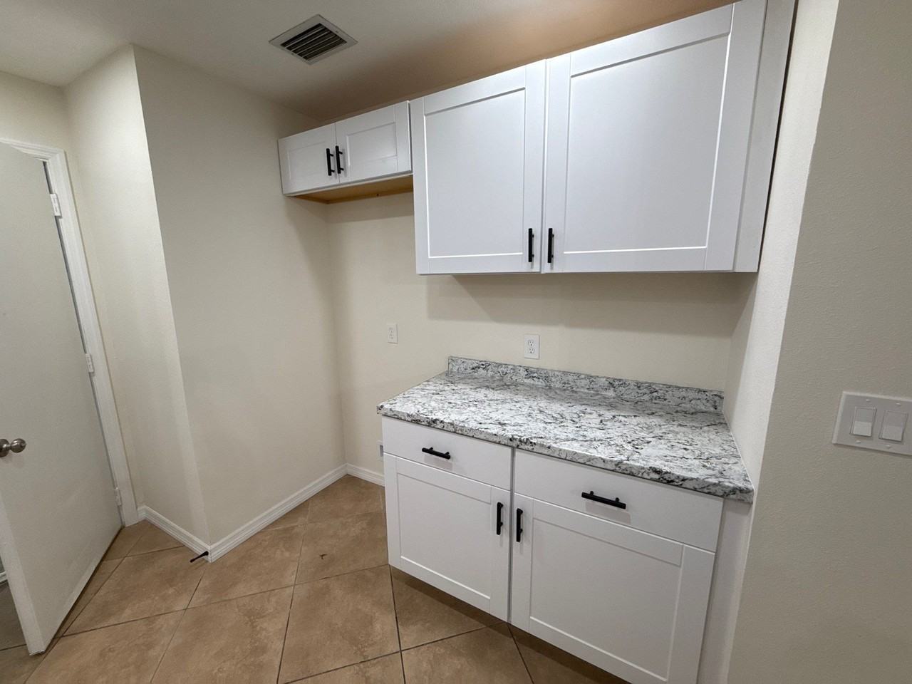 100 Golfview Dr - Photo 7 of 17