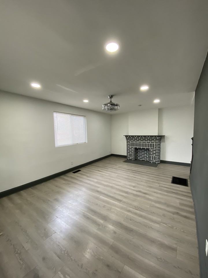 1275 E Kossuth St - Photo 6 of 18