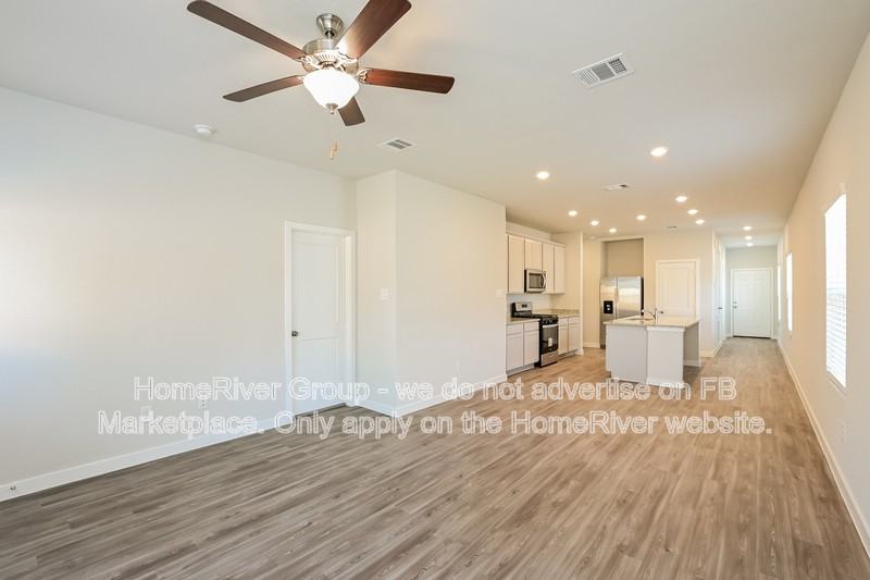 11900 Whirlaway Dr - Photo 4 of 21