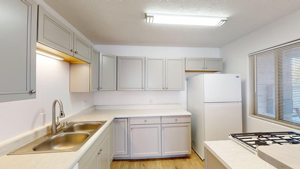 9111 Indian School Rd Ne - Photo 3 of 40