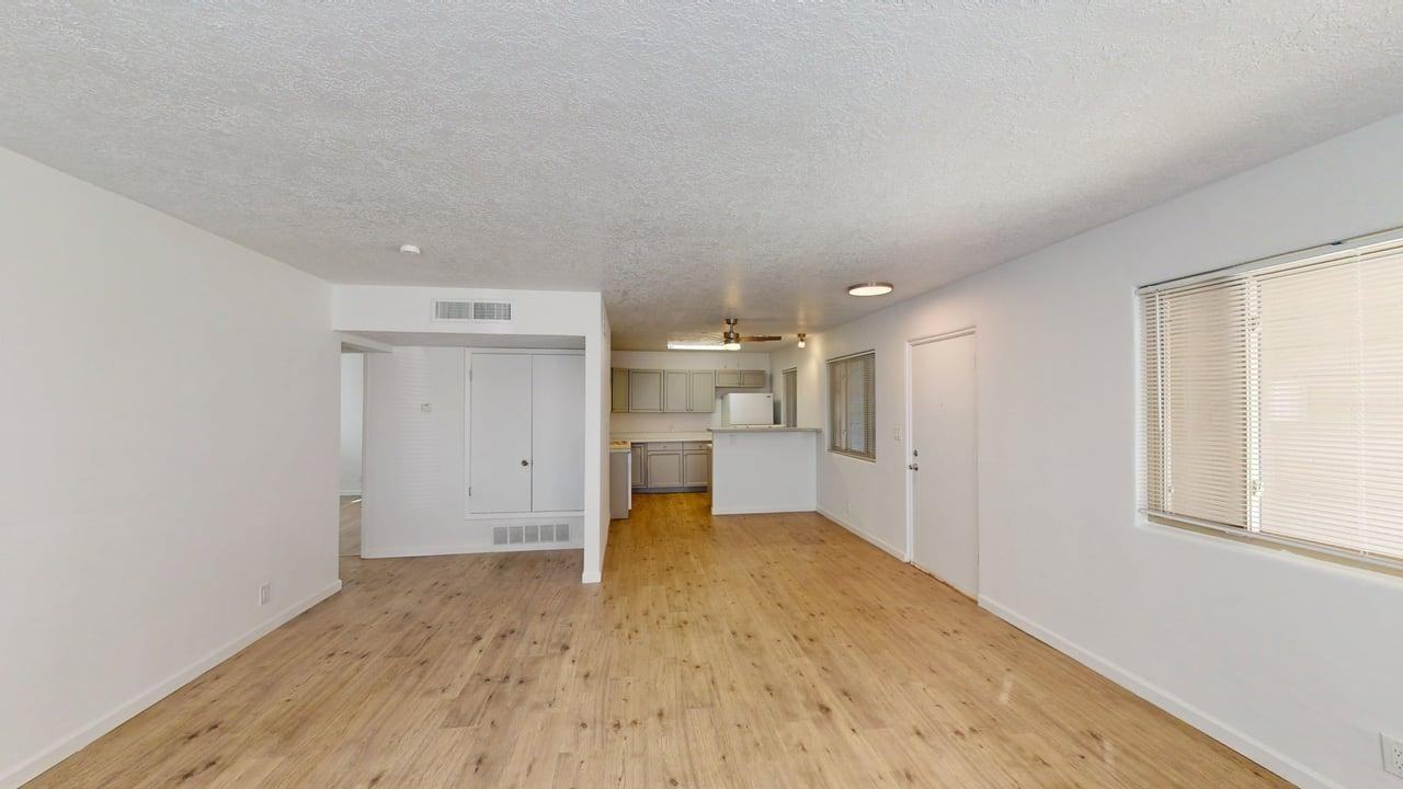 9111 Indian School Rd Ne - Photo 4 of 40