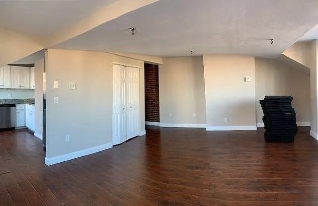 43 Myrtle St #26 - Photo 2 of 6