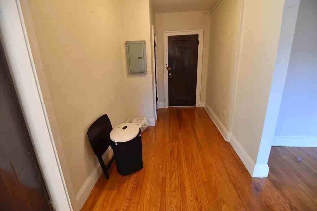 85 Strathmore Rd #42 - Photo 7 of 8