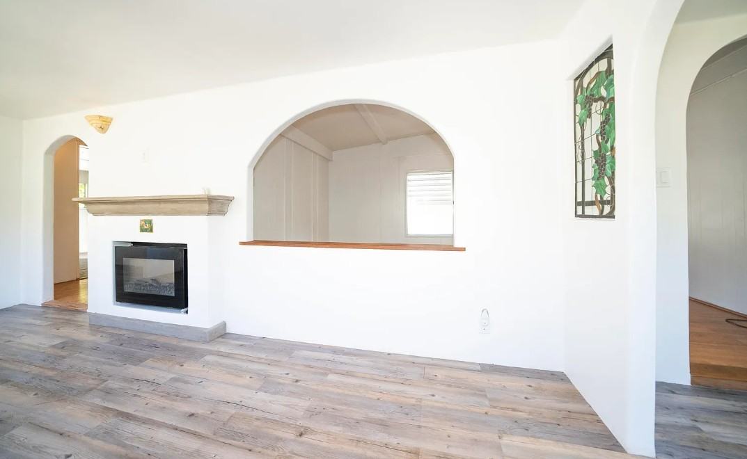 4025 State St - Photo 3 of 9