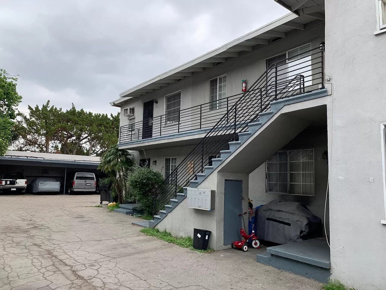 14753 Vanowen St #6 - Photo 7 of 7