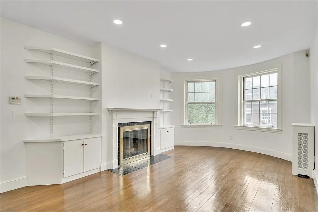 141 Beaconsfield Rd #6 - Photo 3 of 16