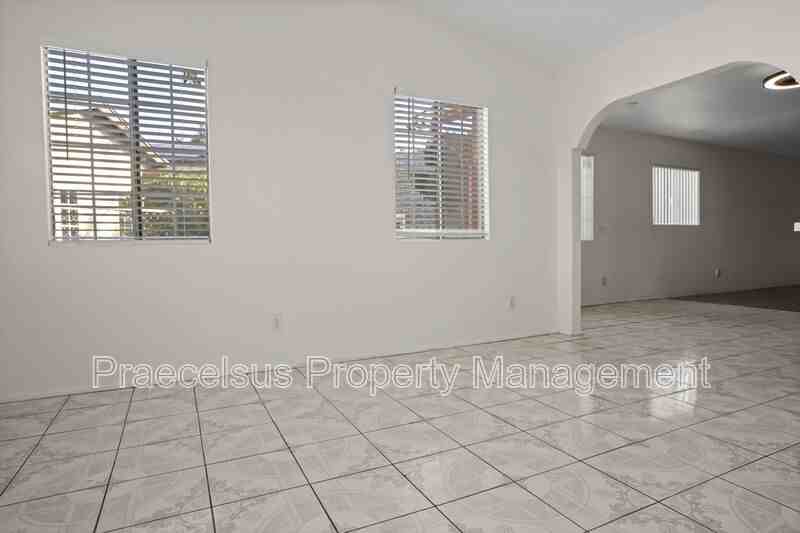 1696 Shooting Star Ct - Photo 3 of 21